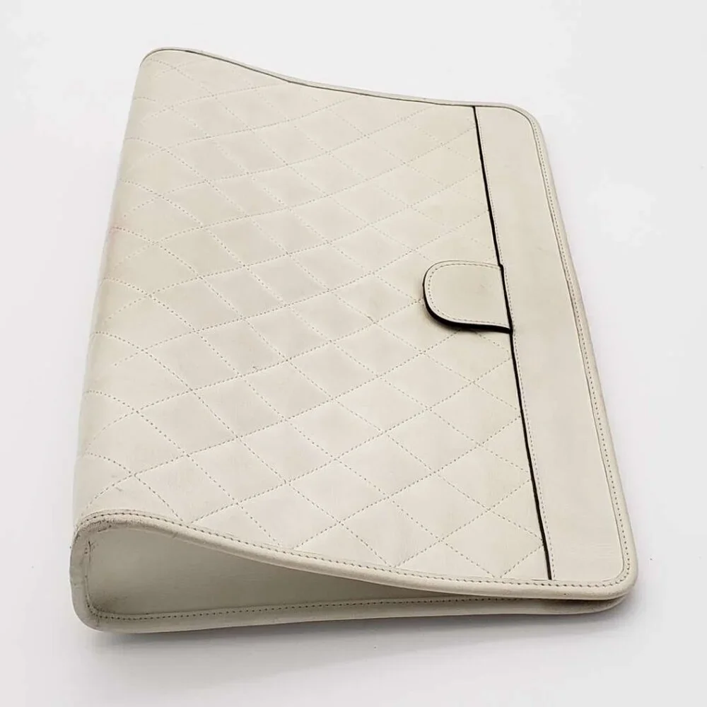 100% Authentic CHANEL Classic Leather Clutch Bag 500-101424 - Picture 6 of 16